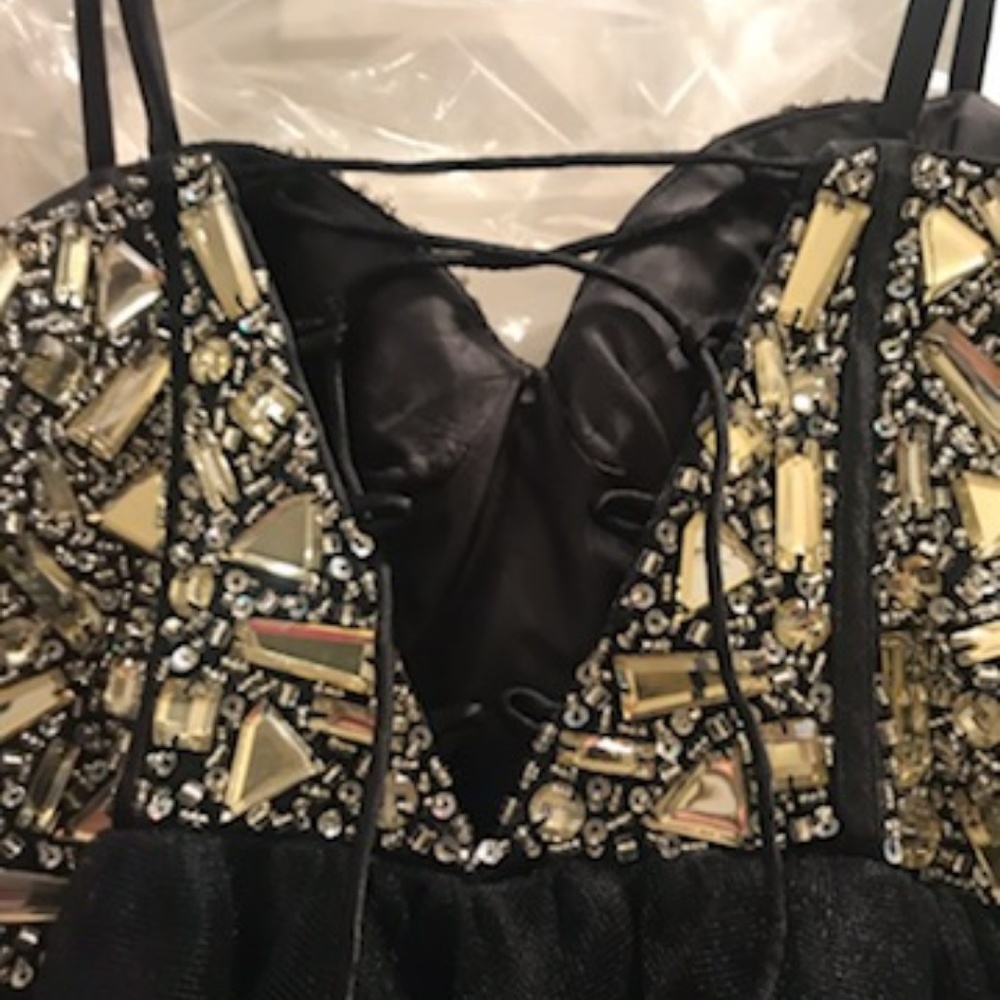 Prom Dress - Picture 3 of 6